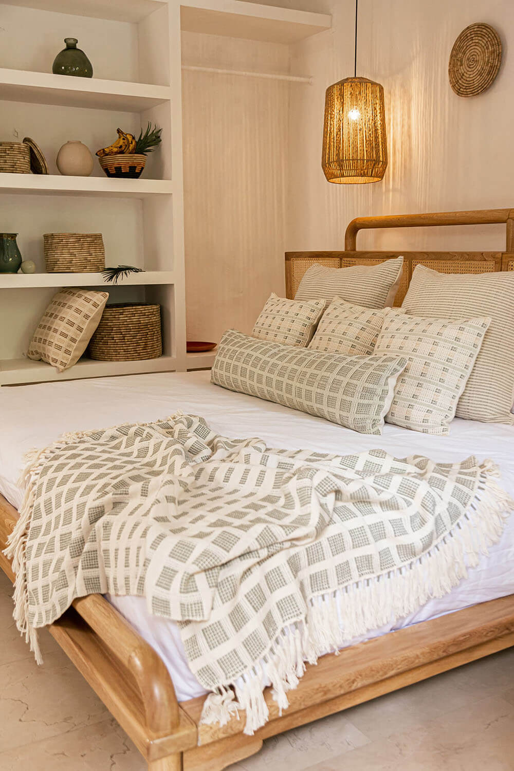 handwoven textiles from colombia with zuahaza