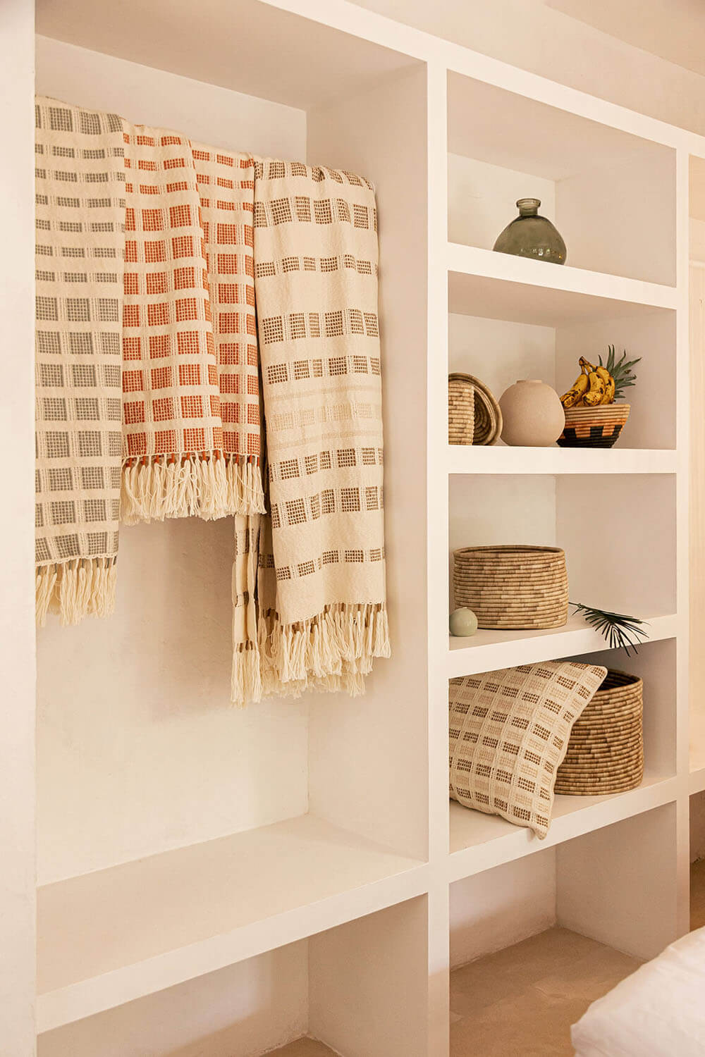 neutral bedroom ideas with zuahaza