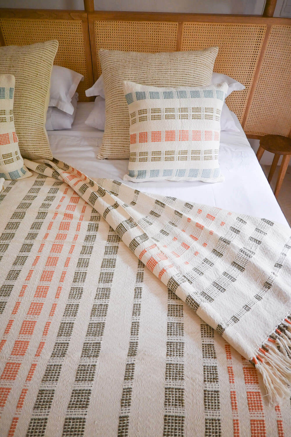 neutral bedroom ideas with zuahaza