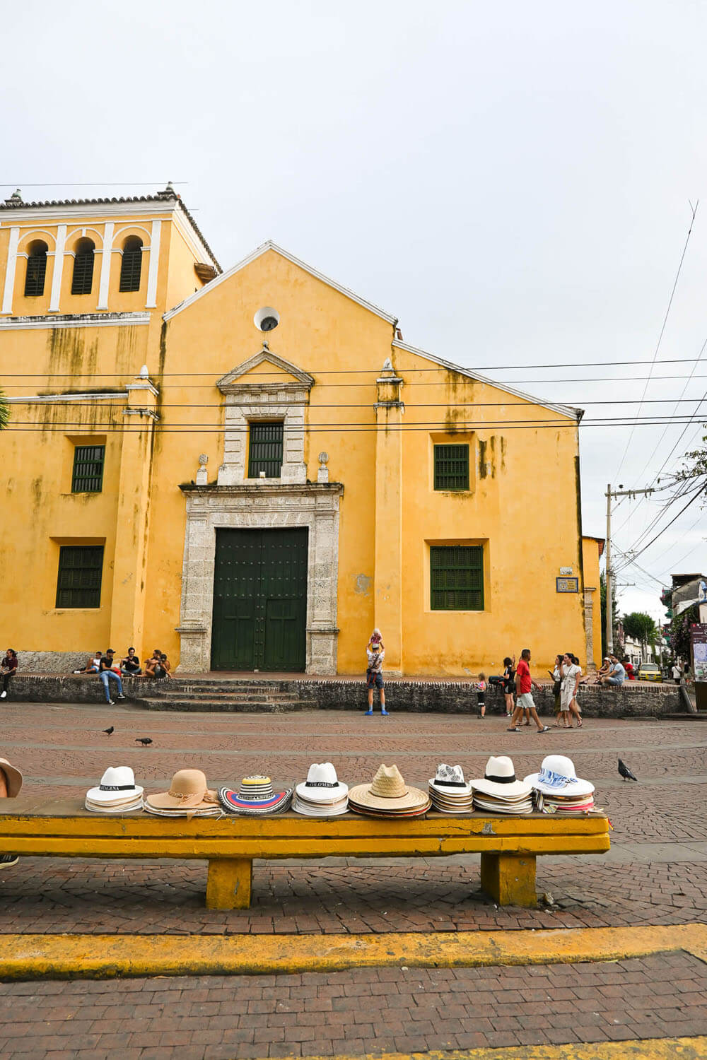 Cartagena Colombia travel guide with Zuahaza