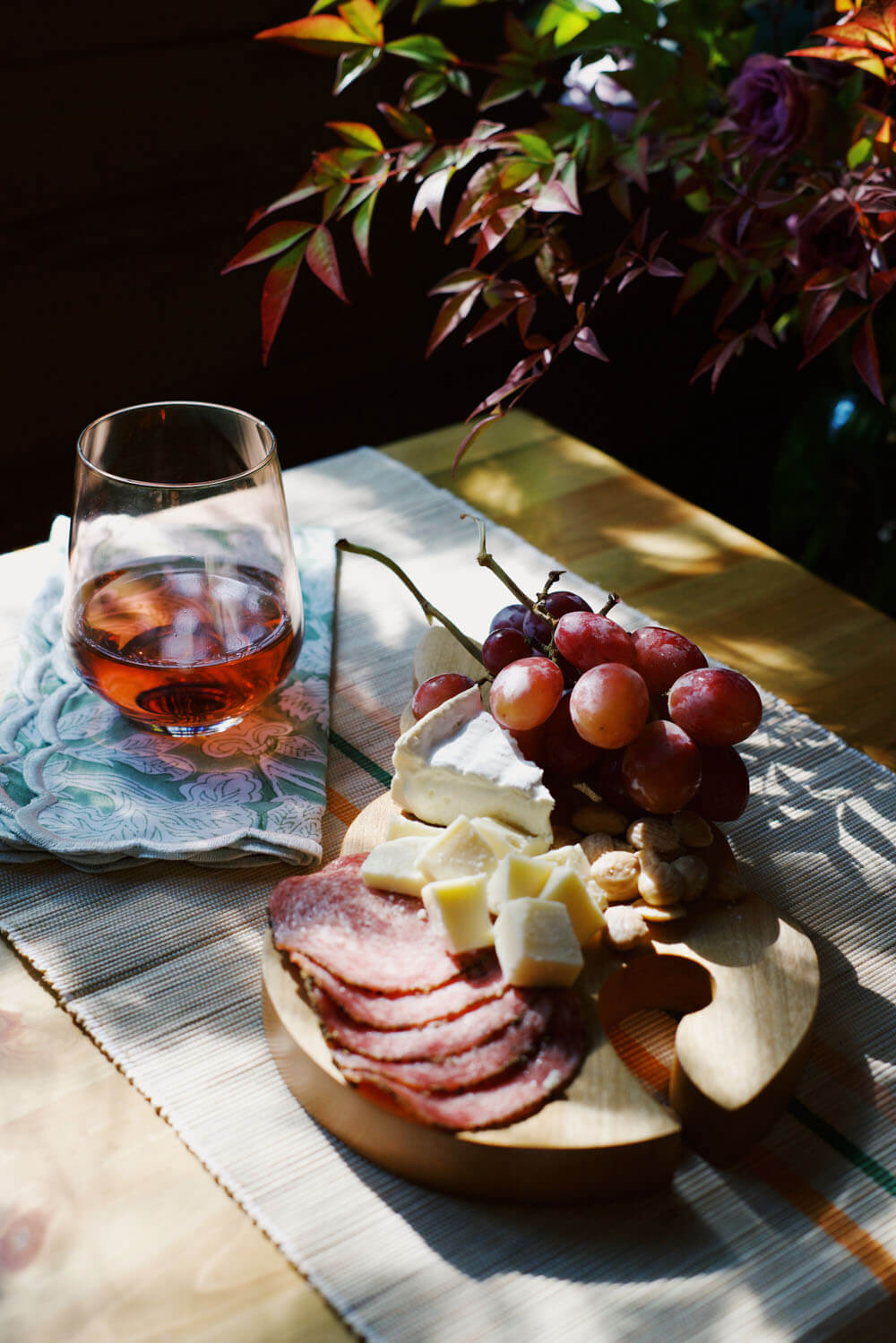 cat charcuterie board from studio wallflower